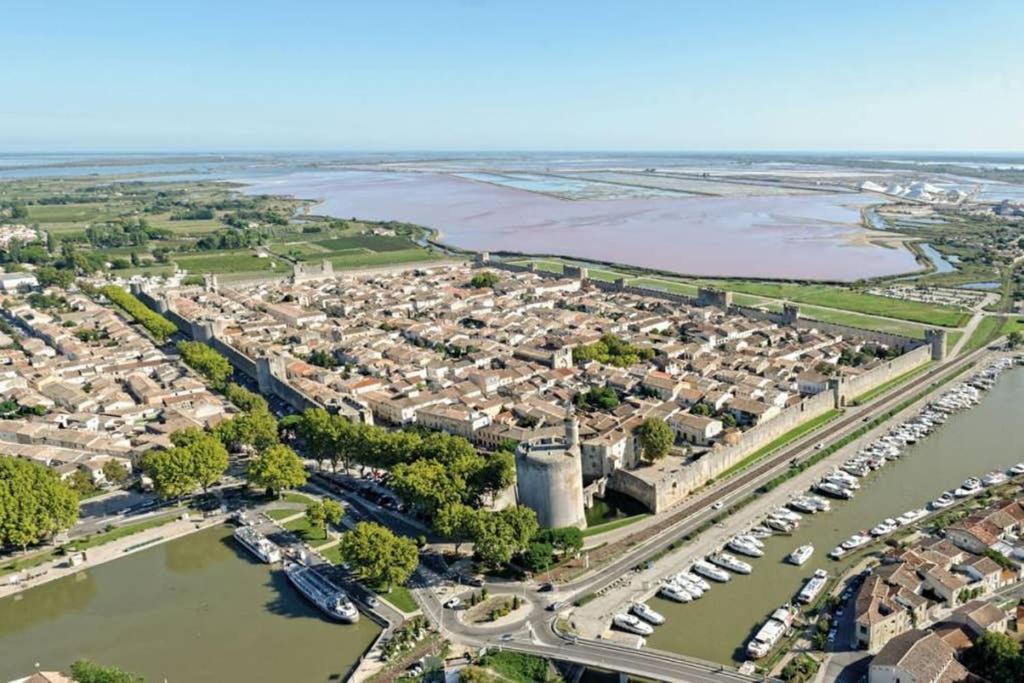 Un Charmant Logement Daire Aigues-Mortes Dış mekan fotoğraf