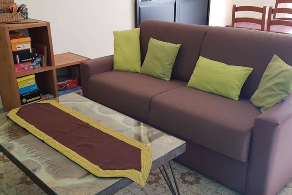 Un Charmant Logement Daire Aigues-Mortes Dış mekan fotoğraf