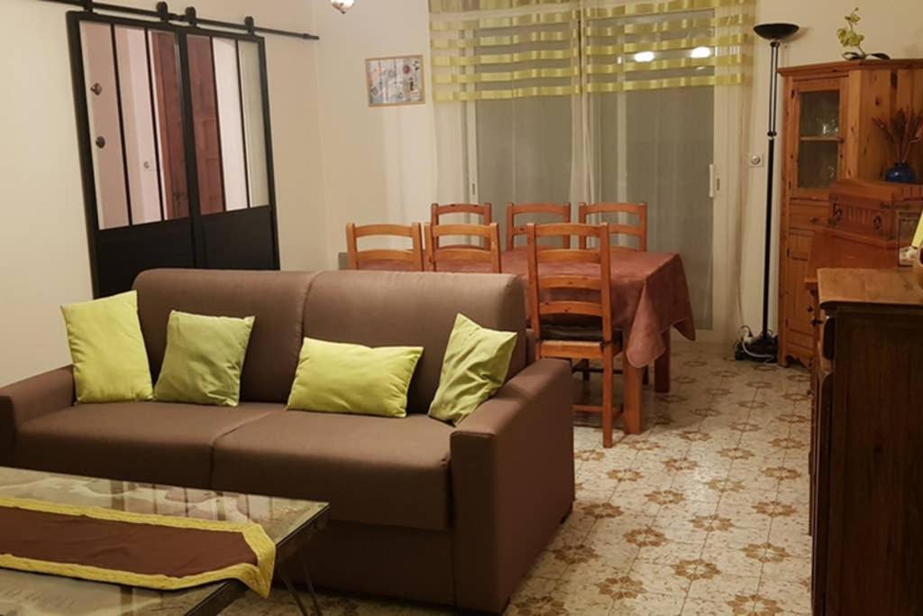 Un Charmant Logement Daire Aigues-Mortes Dış mekan fotoğraf